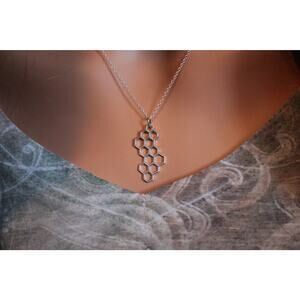 Sterling Silver Honey Comb Necklace